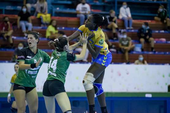 Contundente triunfo del Rocasa/TA.